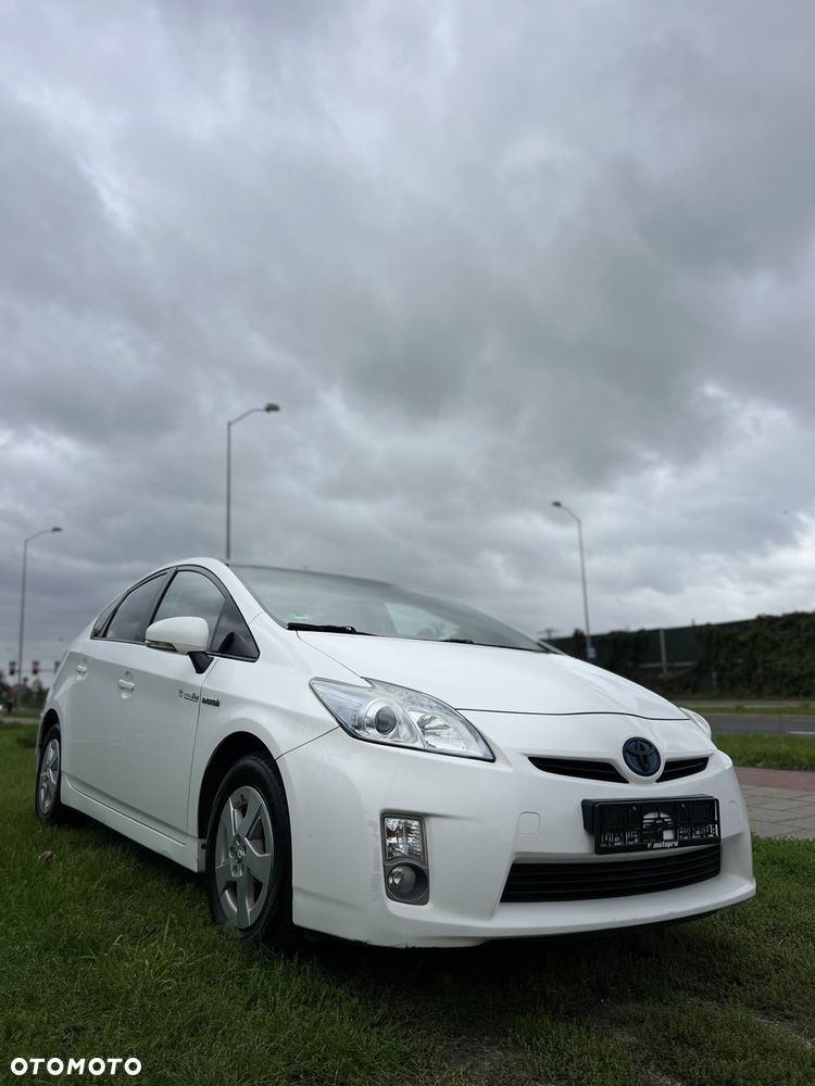 Toyota Prius 1.5 VVT-i Prestige - 2
