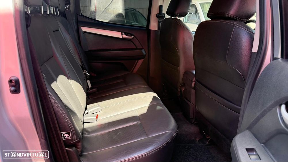Isuzu D-Max 2.5 DTi CD 4WD LS Sport Edition - 12