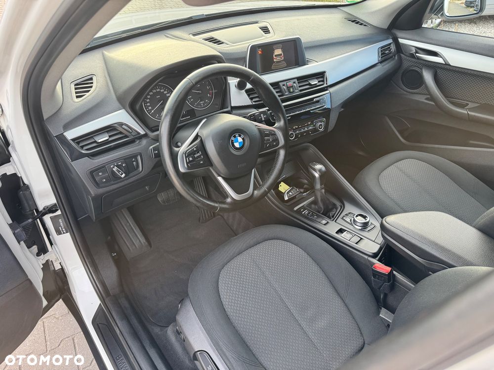 BMW X1 xDrive18d xLine - 20