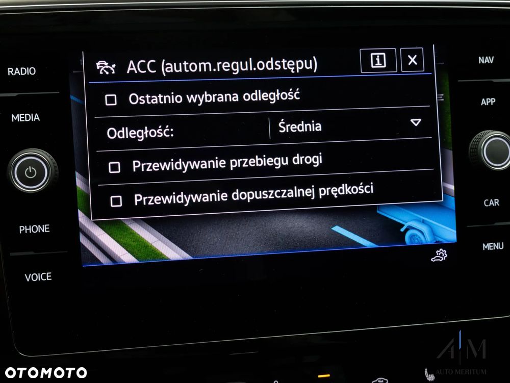 Volkswagen Passat Alltrack 2.0 TDI SCR DSG 4Motion - 29