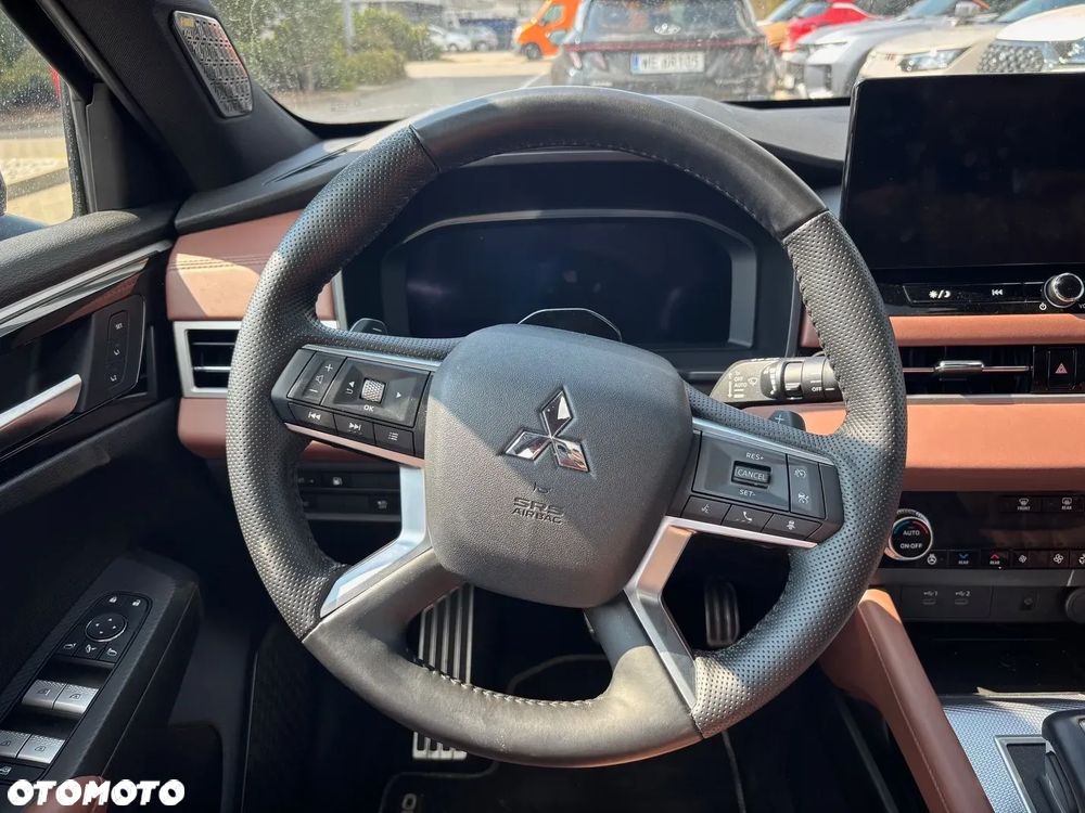 Mitsubishi Outlander Instyle Plus - 5