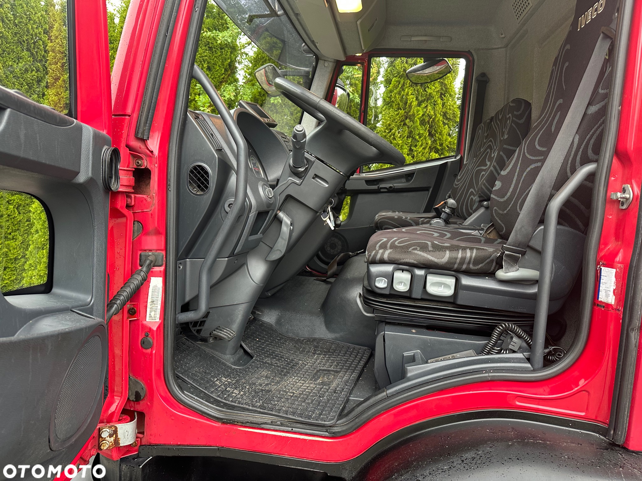 Iveco /  EURO CARGO / 120E28 / E5 / 124 tyś.km./ Burto-firanka / - 23