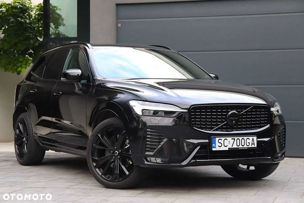 Volvo XC 60 B5 B AWD Ultra Black Edition - 3