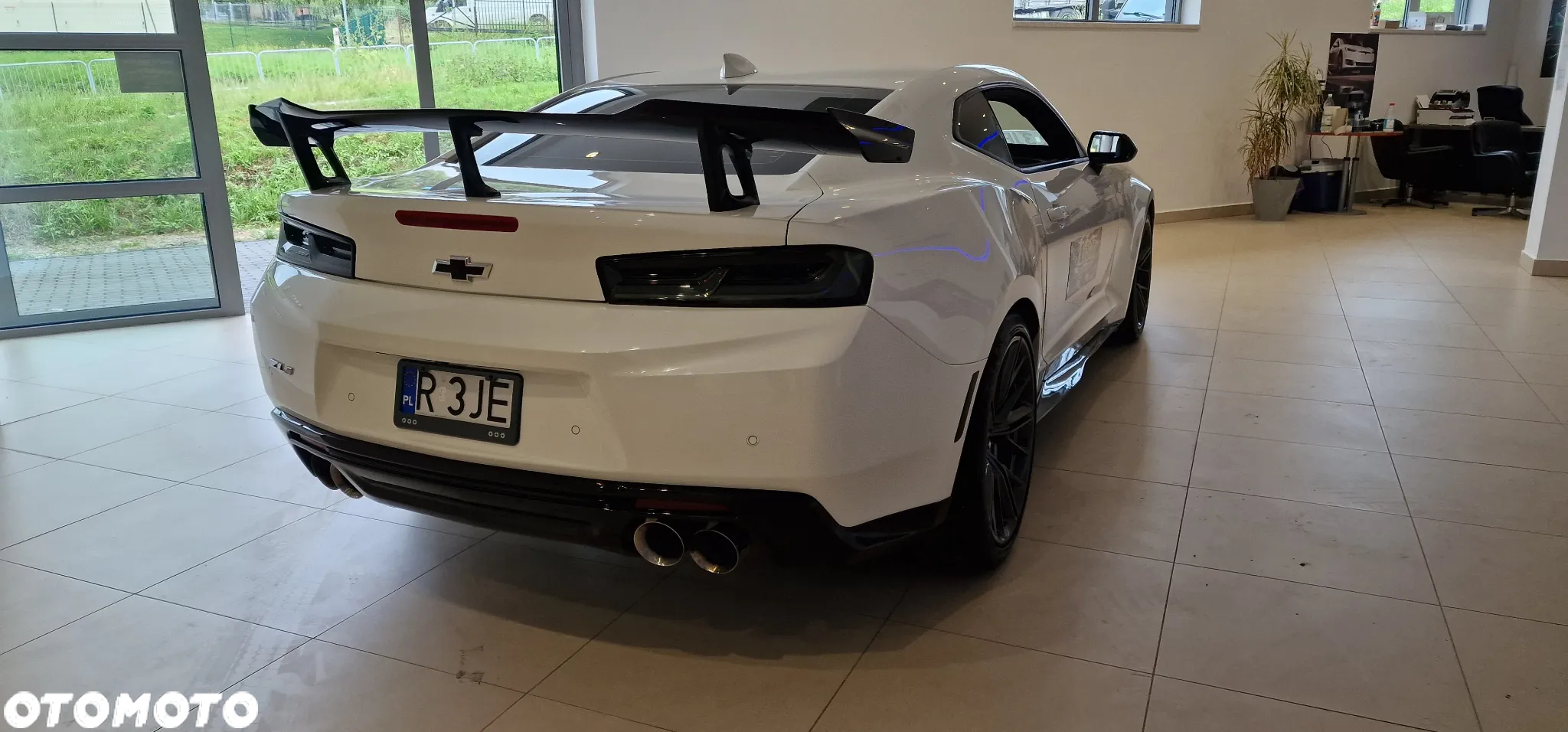 Chevrolet Camaro - 9