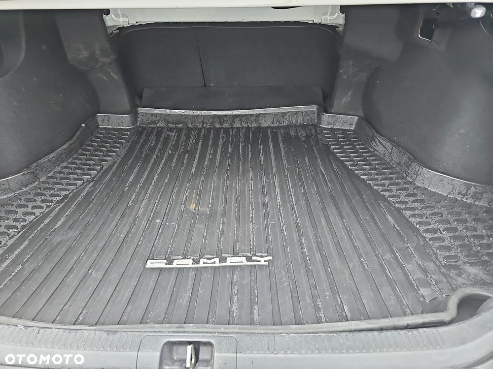 Toyota Camry 2.5 Hybrid Executive CVT - 20