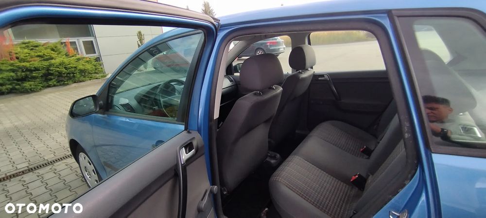 Volkswagen Polo - 10
