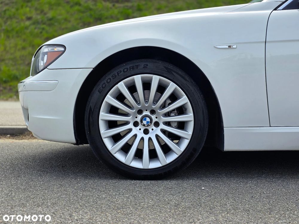 BMW Seria 7 750i L - 31