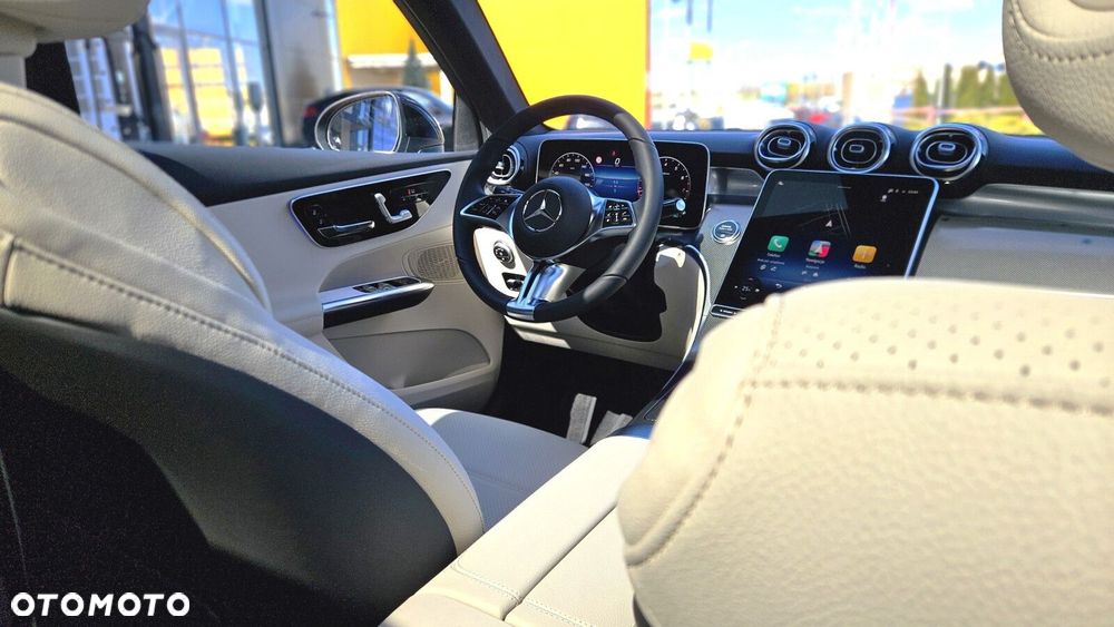 Mercedes-Benz GLC - 16