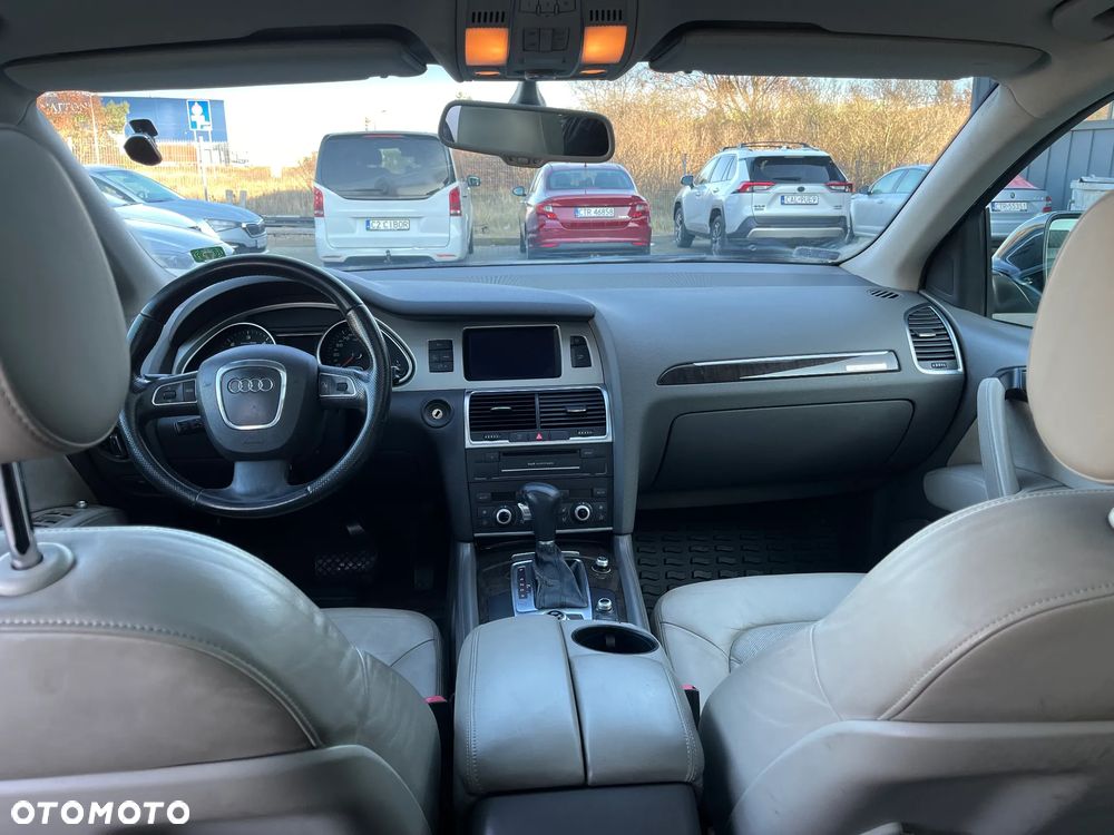 Audi Q7 3.0 TDI Quattro Tiptronic - 16