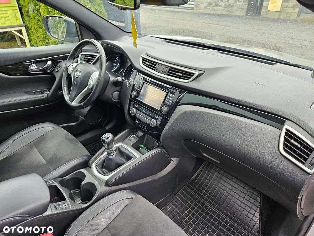 Nissan Qashqai 1.2 DIG-T N-Connecta - 15