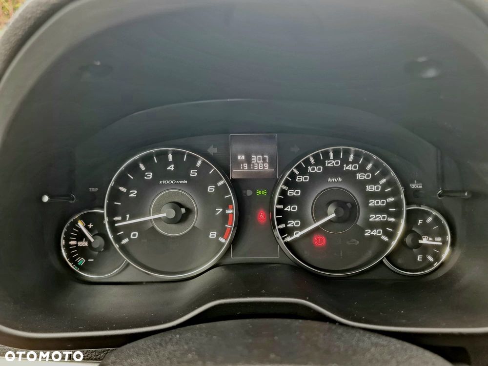 Subaru Legacy 2.0i Active - 24