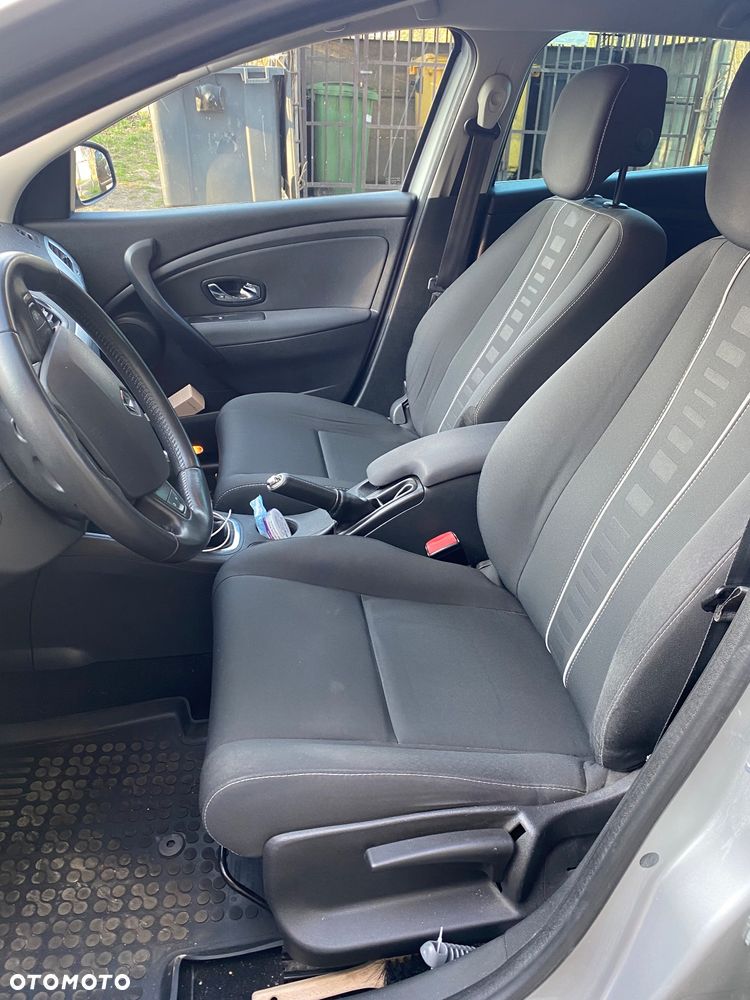 Renault Megane 1.5 dCi Dynamique - 7