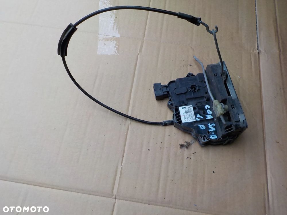 zamek lewy przód opel corsa d 13258271EE - 1