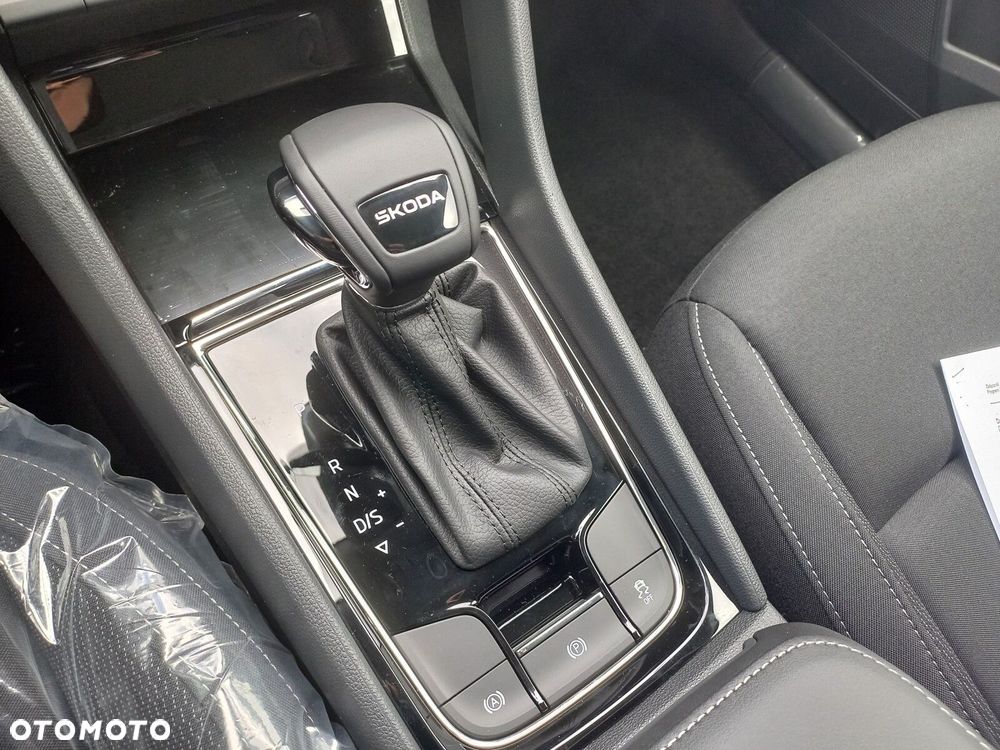 Skoda Karoq 1.5 TSI ACT Drive DSG - 17