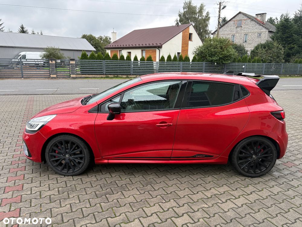 Renault Clio 1.6 R.S.Trophy 220 EDC - 4