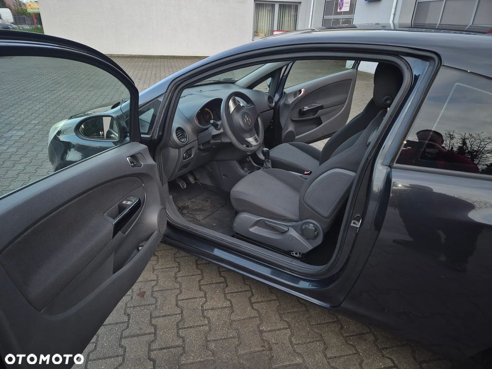 Opel Corsa - 10