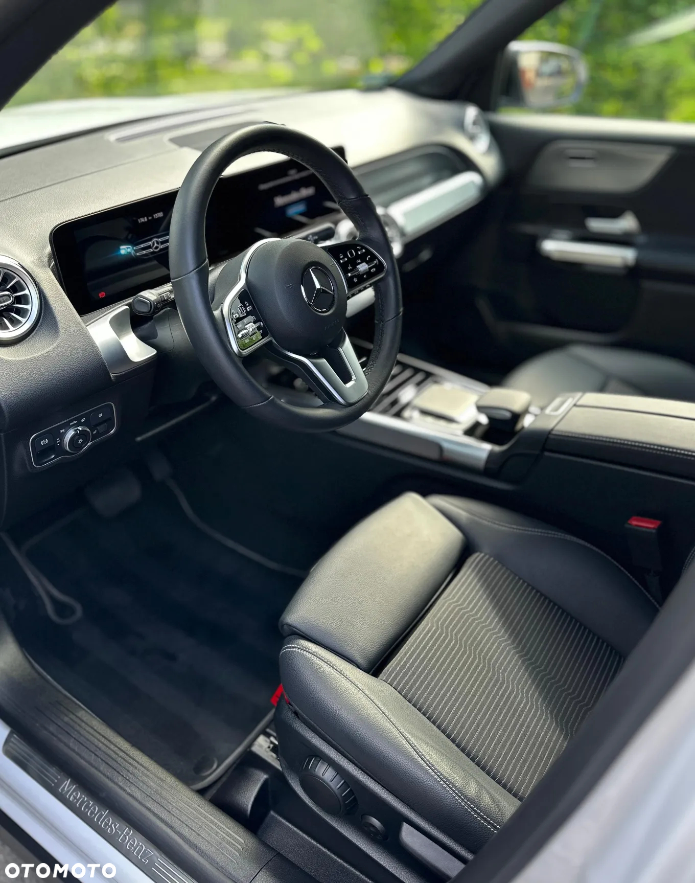 Mercedes-Benz GLB 200 Progressive 7G-DCT - 9