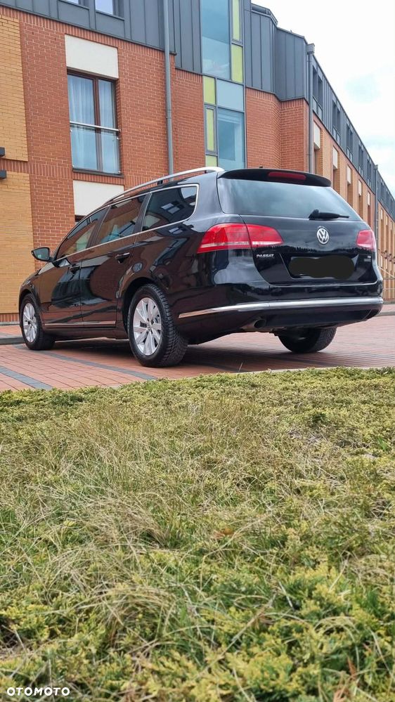 Volkswagen Passat 1.6 TDI BlueMotion Technology Comfortline - 6