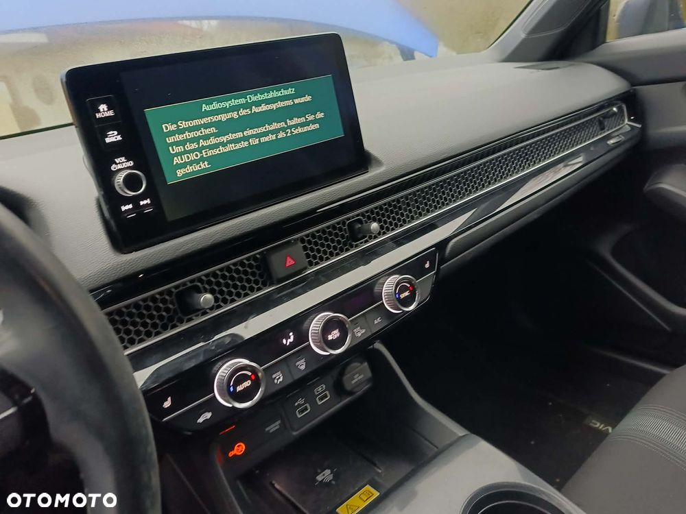 Honda Civic 2.0 i-MMD Sport CVT - 18