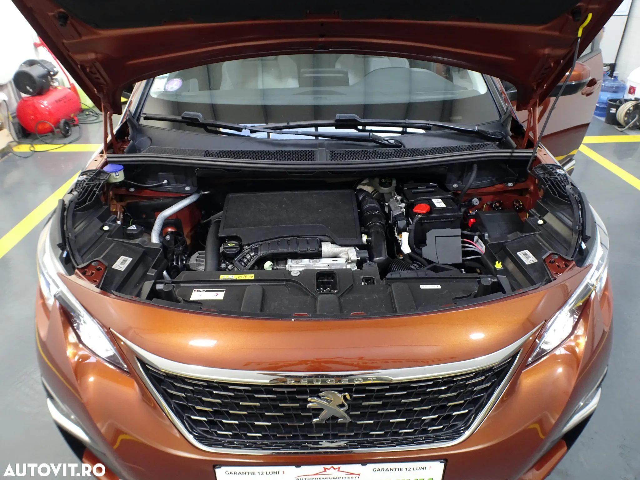 Peugeot 3008 1.2 PureTech 130 EAT8 GT - 24