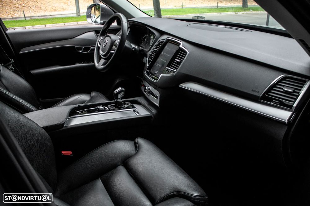 Volvo XC 90 2.0 D4 Momentum - 26