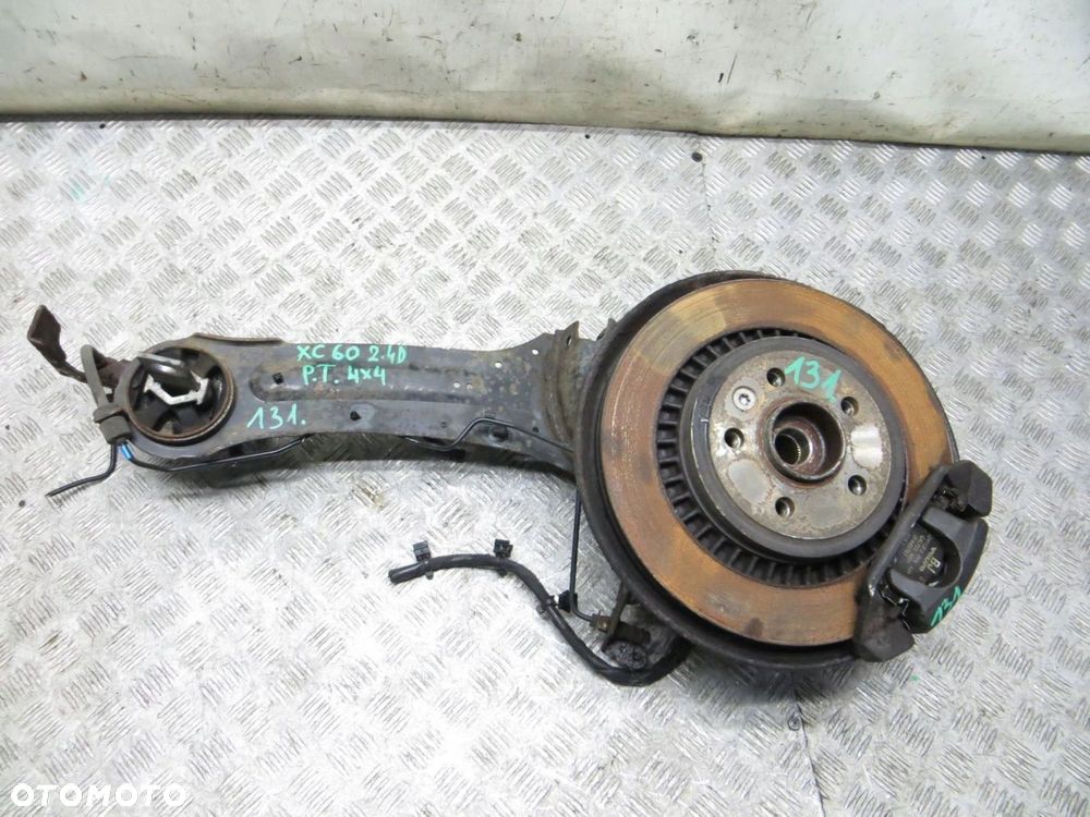 VOLVO XC60 2.4 4X4 ZWROTNICA PRAWA TYŁ TYLNA 08- - 1