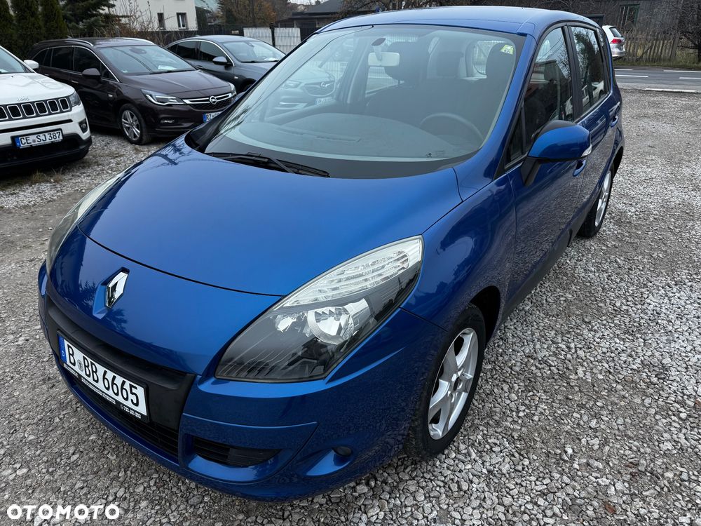 Renault Scenic 1.6 16V Expression - 9