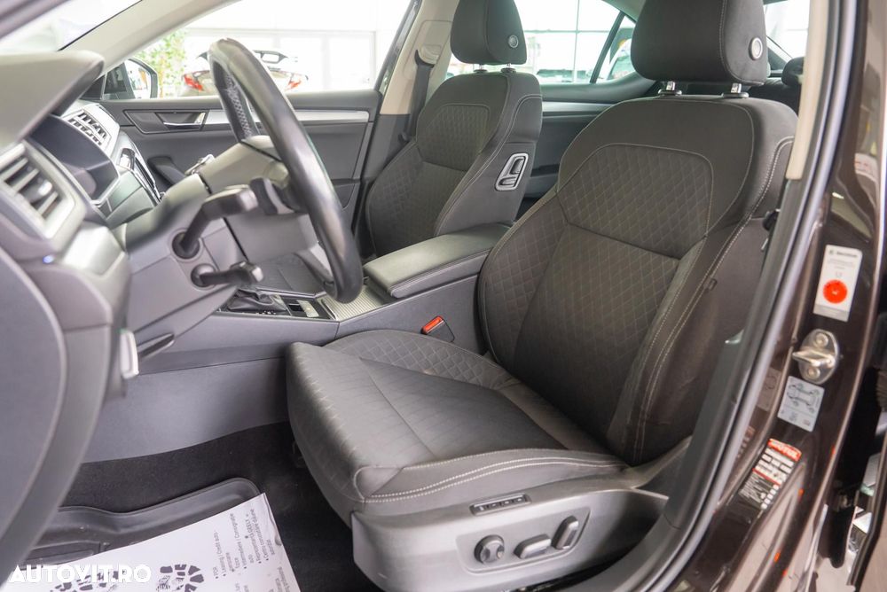 Skoda Superb 2.0 TDI DSG Active - 22
