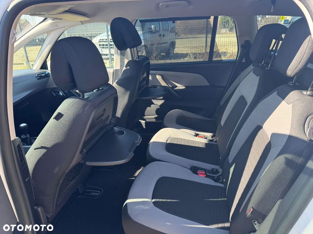 Citroën C4 Grand Picasso - 26