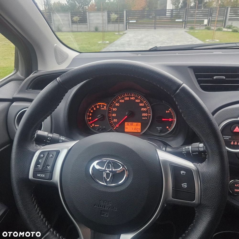 Toyota Yaris 1.33 Active - 8
