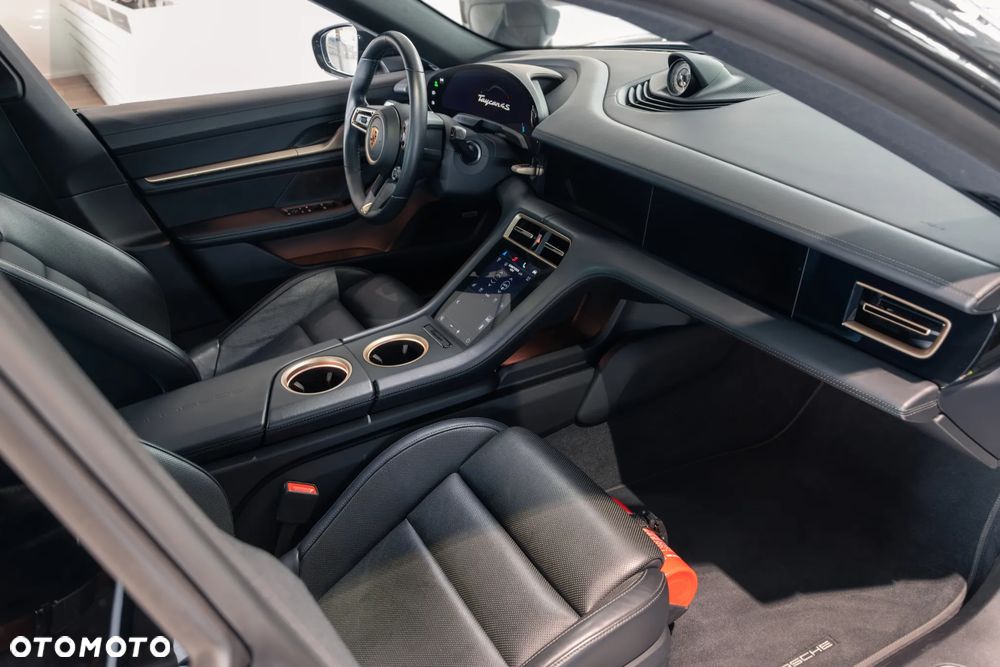 Porsche Taycan 105kWh 4S Performance Plus - 30