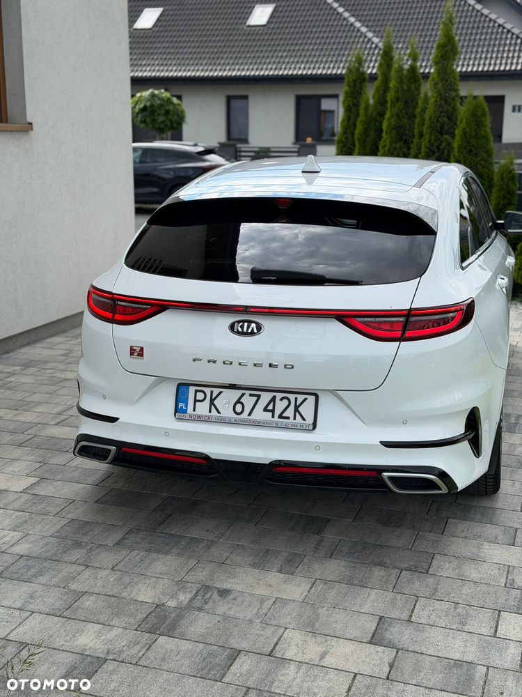 Kia ProCeed - 4