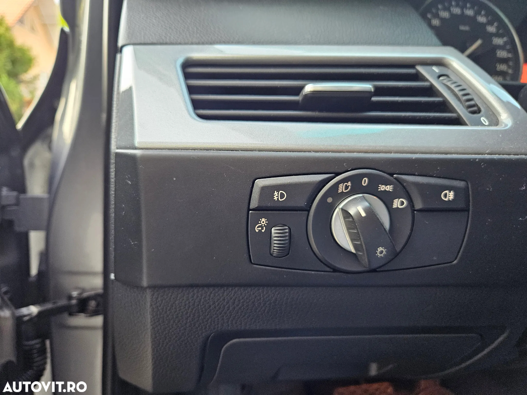 BMW Seria 5 520d Touring Aut. - 11