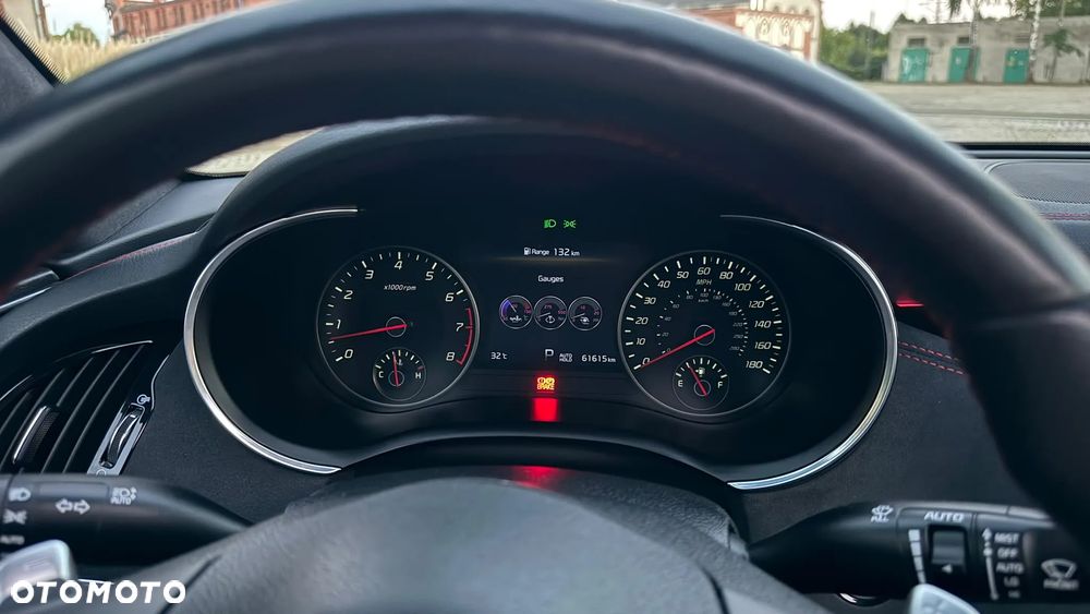 Kia Stinger - 19