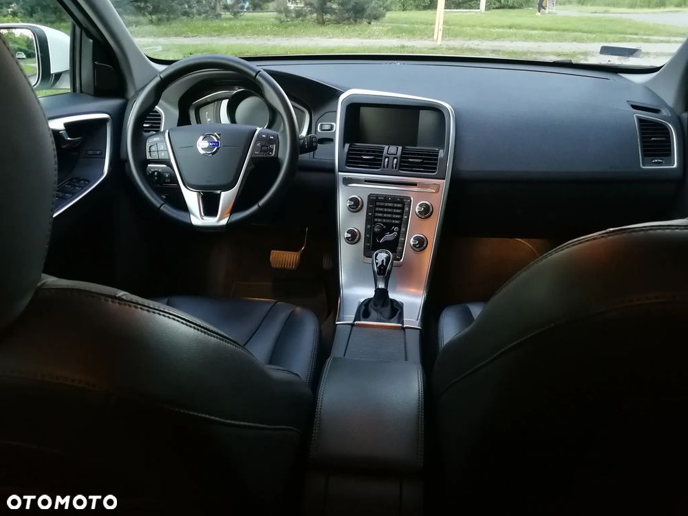 Volvo XC 60 D3 Drive-E Summum - 24