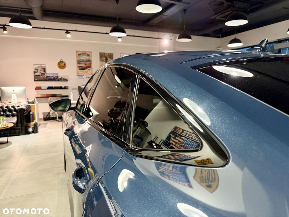 Audi e-tron 55 Quattro S Line - 11