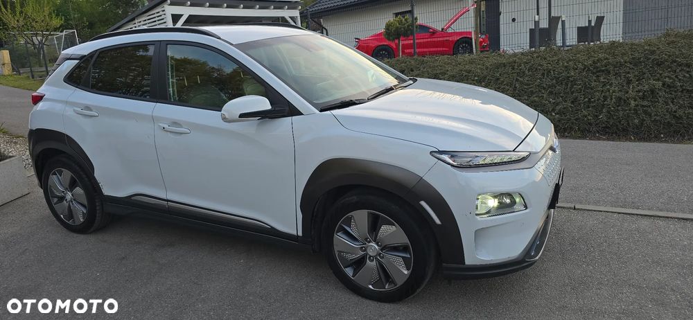 Hyundai Kona Premium - 21