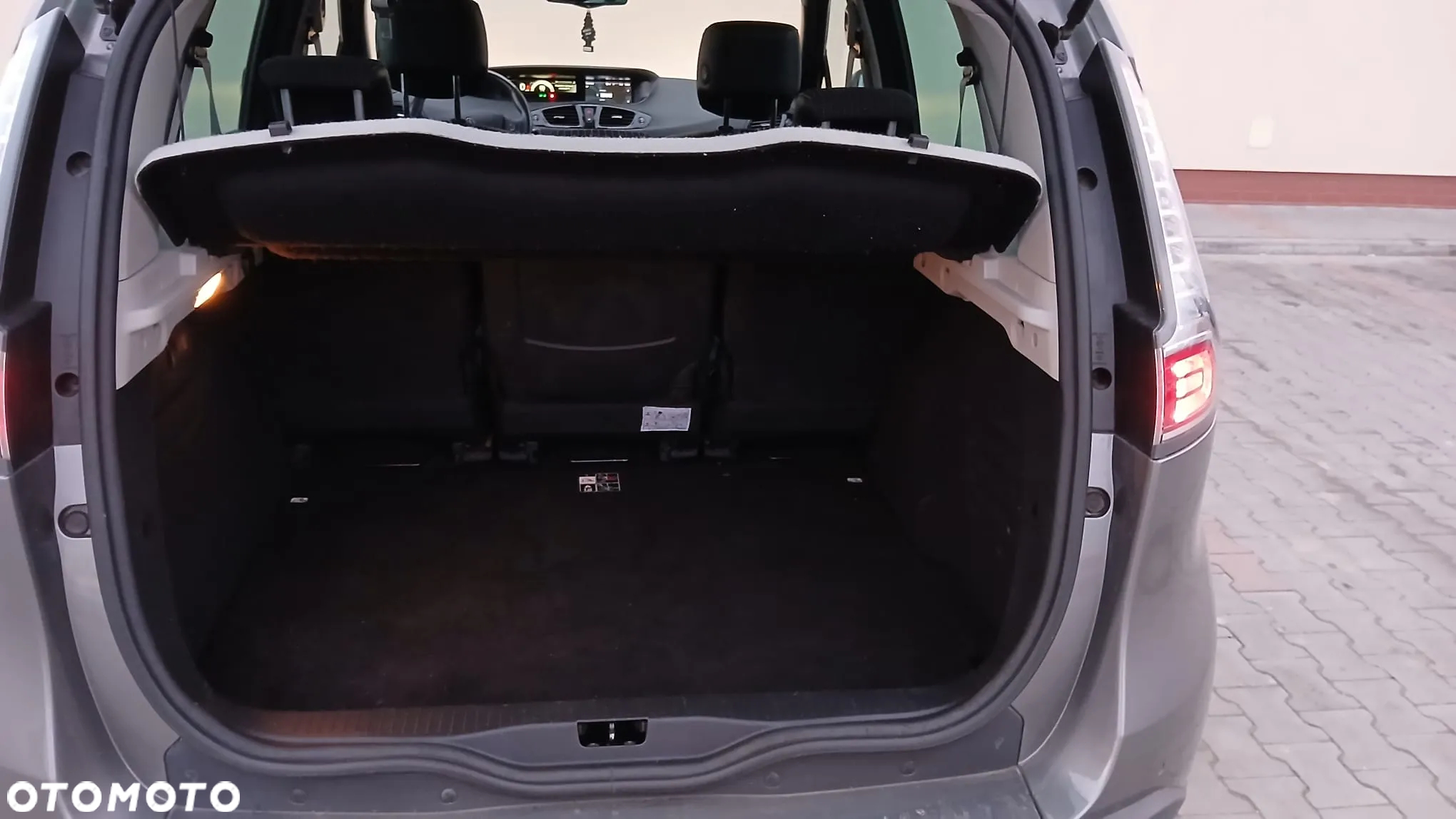 Renault Scenic - 19
