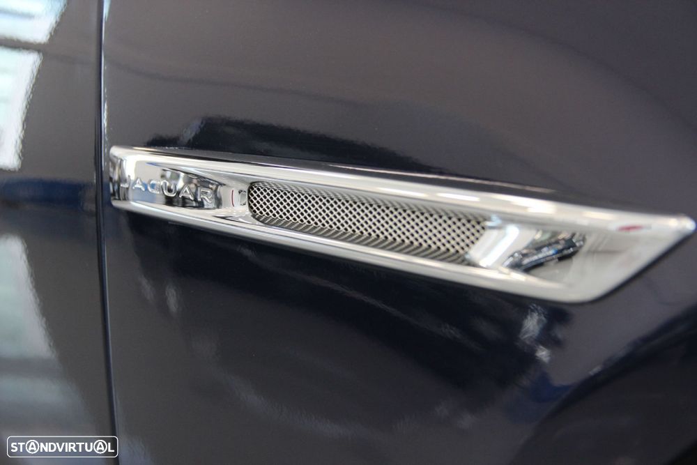 Jaguar XJ 3.0 D V6 Premium Luxury - 10