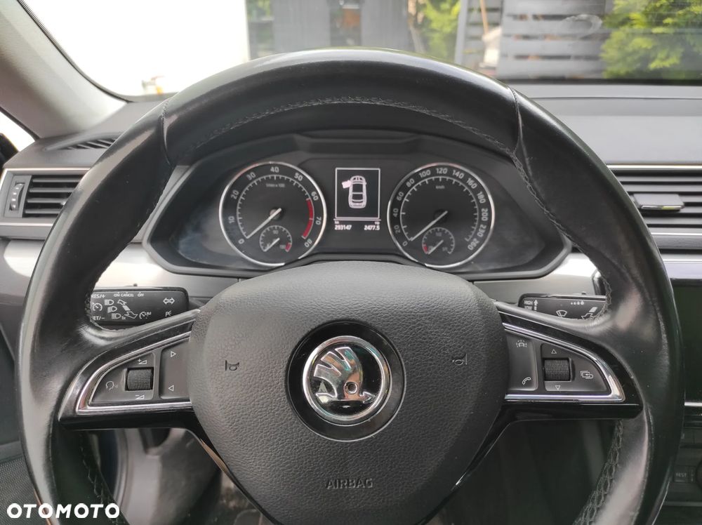 Skoda Superb 1.4 TSI ACT Ambition - 8