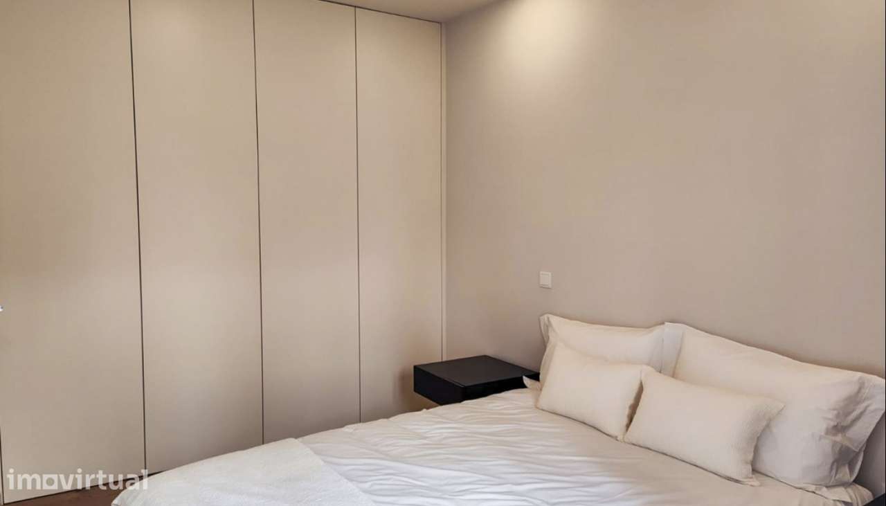Venda de Apartamento T1 no centro histórico da cidade, Viana do Caste - Grande imagem: 4/36