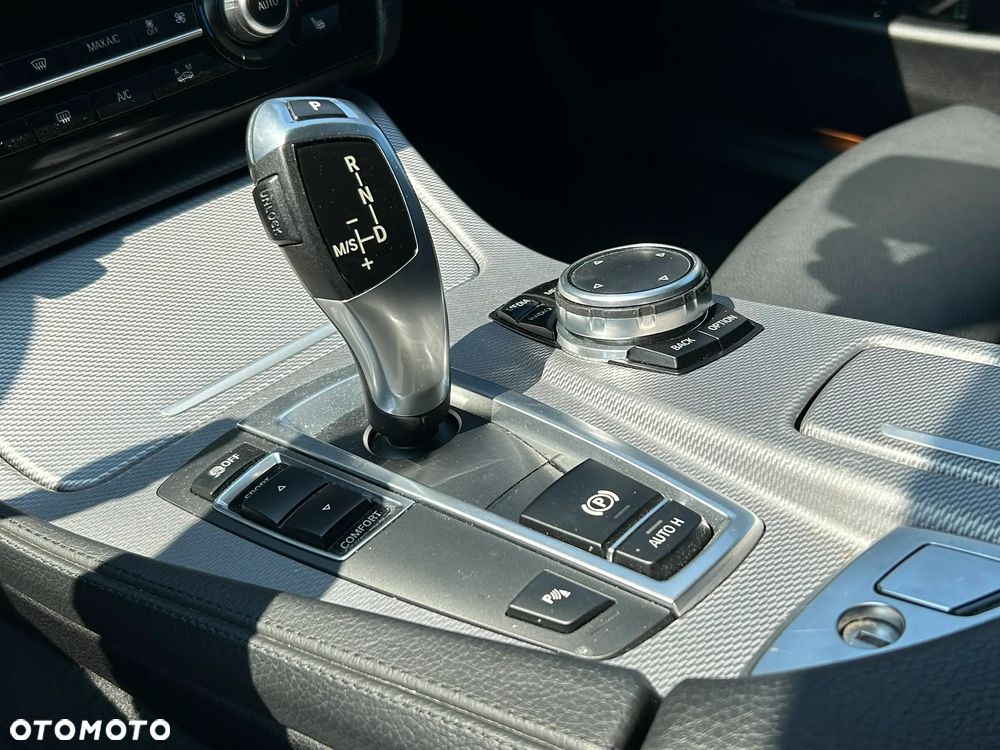 BMW Seria 5 520d Efficient Dynamics M Sport sport - 14