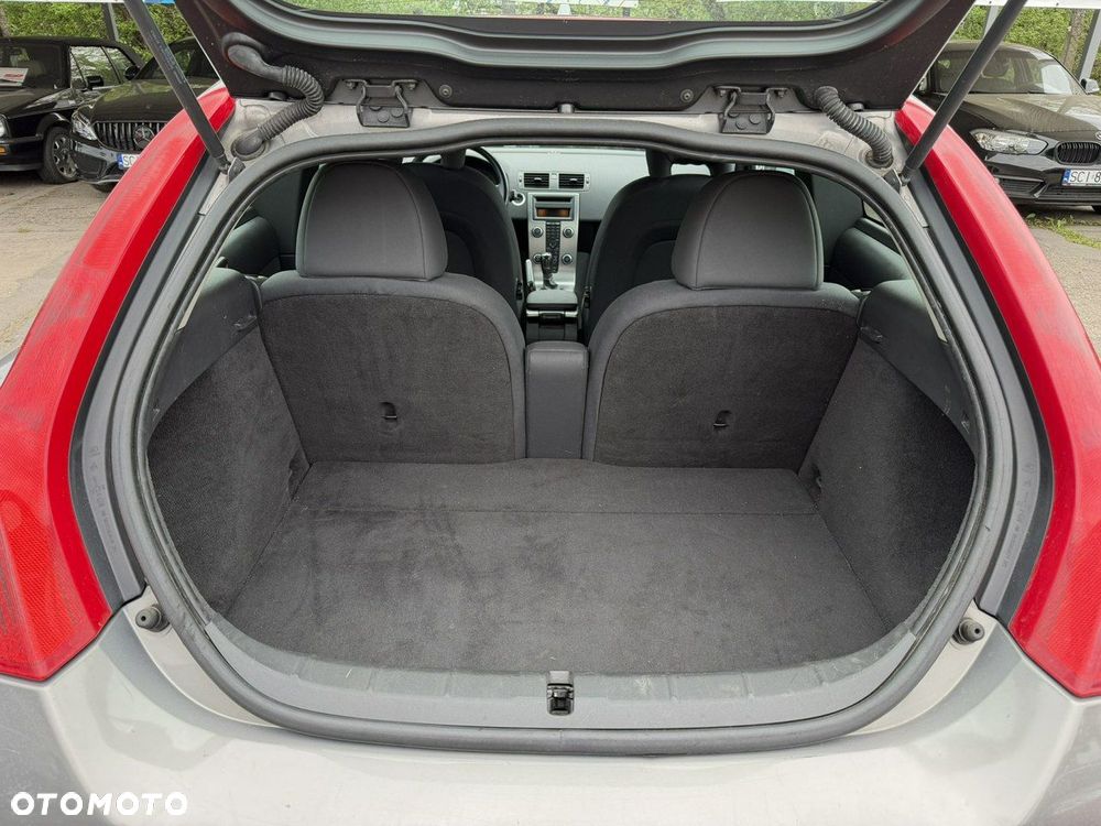 Volvo C30 1.8 - 23