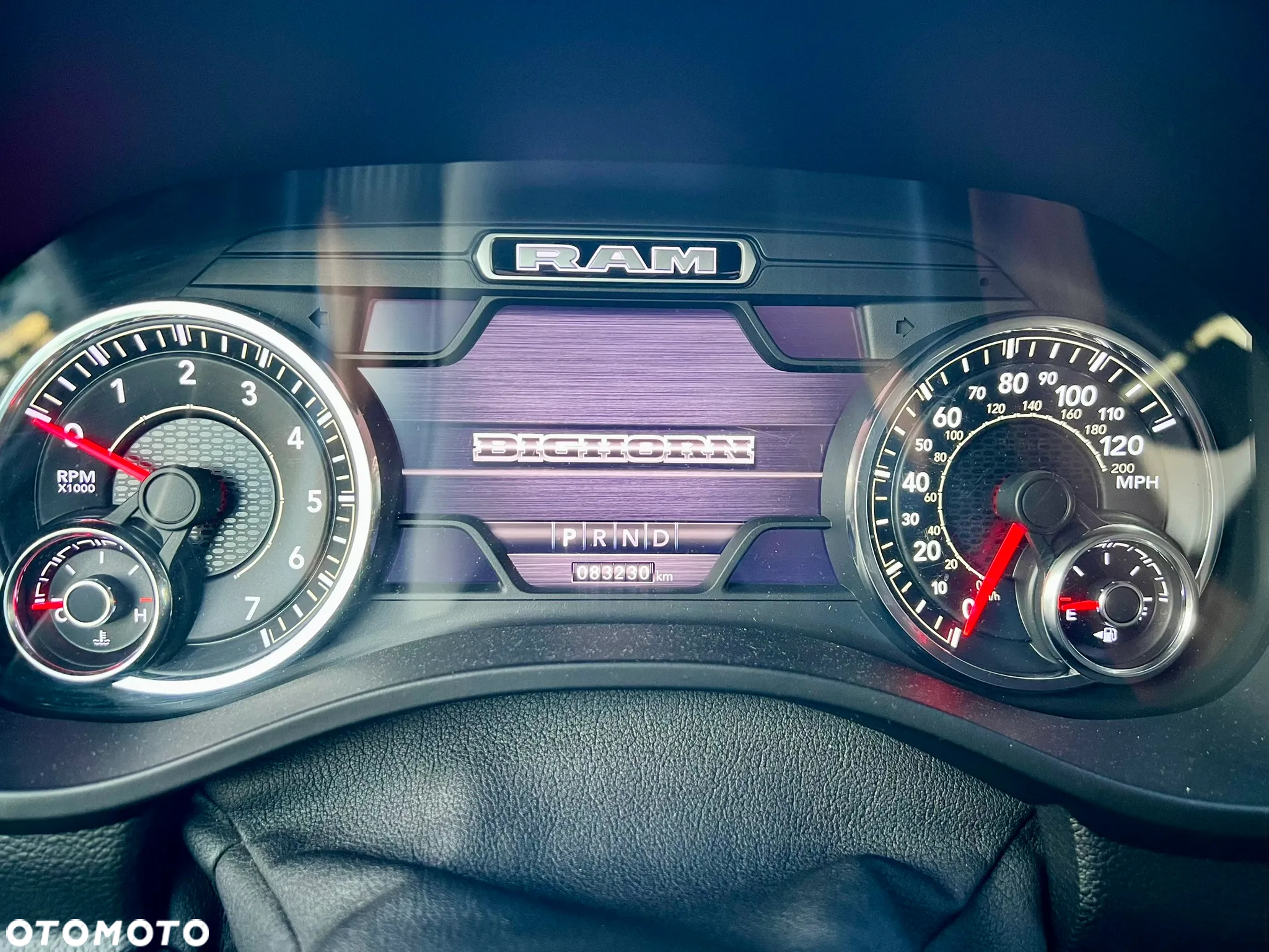 RAM 1500 5.7 Crew Cab Bighorn - 2