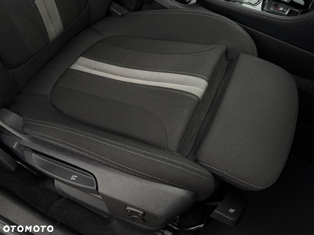 BMW Seria 2 220d xDrive Sport-Aut Advantage - 31