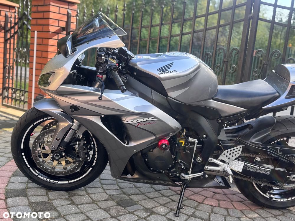 Honda CBR - 18