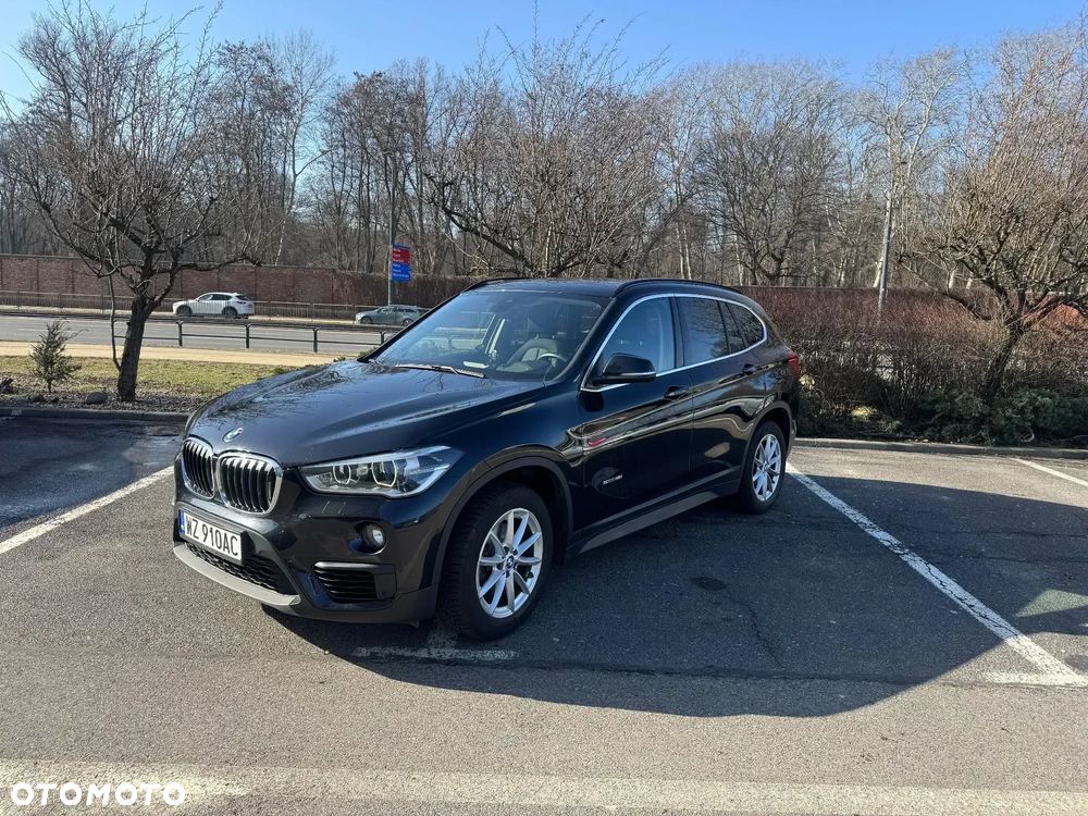 BMW X1 sDrive18i - 1
