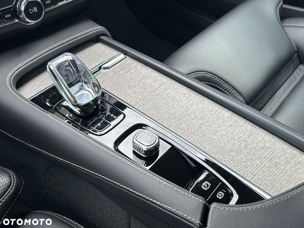 Volvo S90 - 23