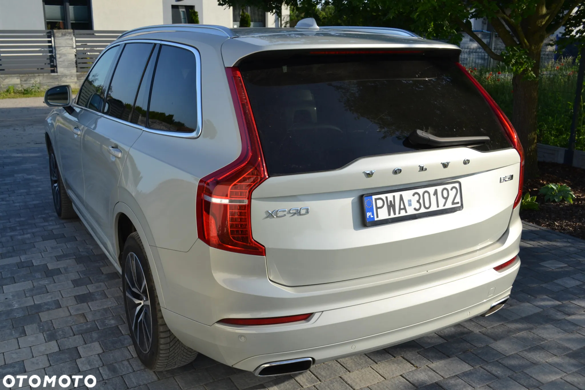 Volvo XC 90 D5 SCR AWD Momentum 7os - 9