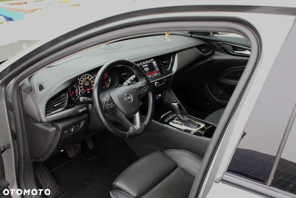 Opel Insignia 2.0 CDTI Automatik Edition - 11